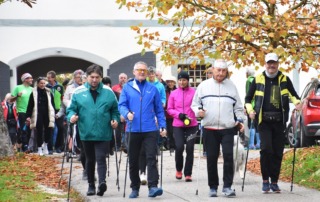 Menschen, die sich gesund bewegen